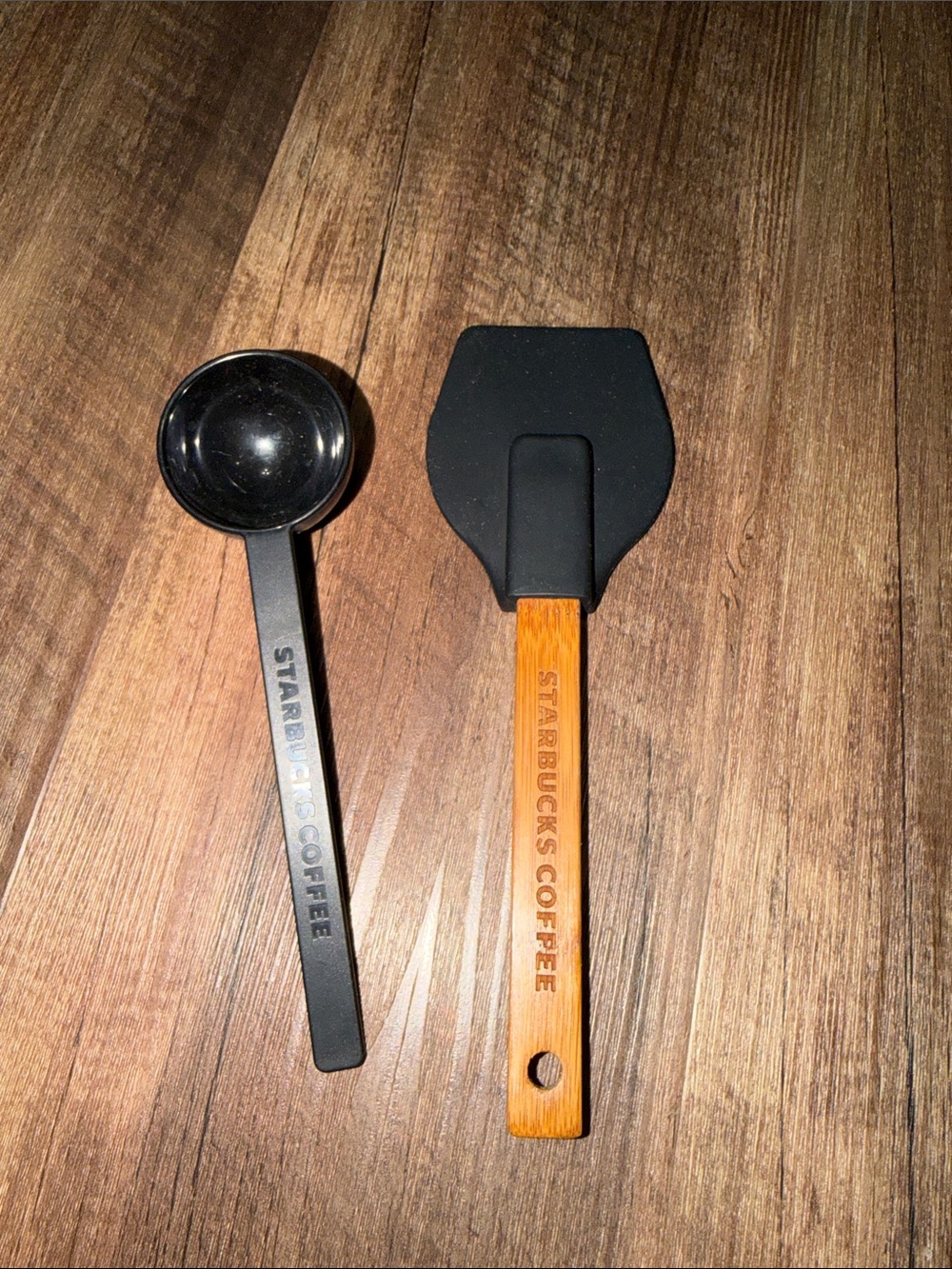 •Starbucks Plastic Coffee Scoop & Bamboo Handled Spatula•
